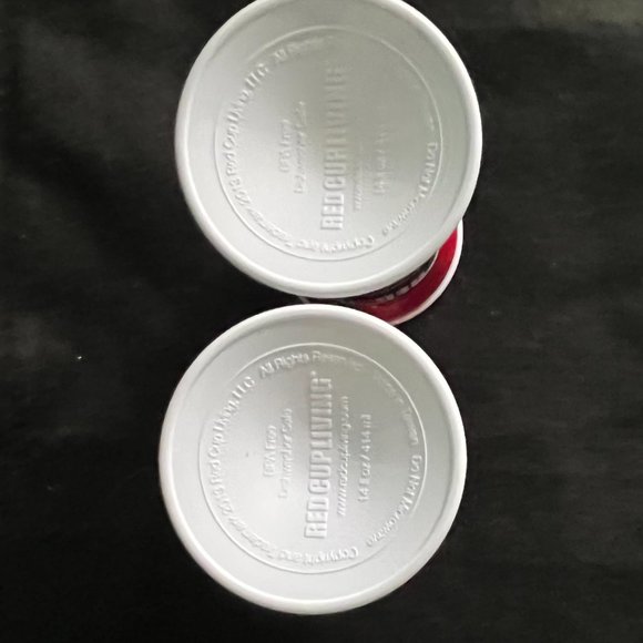 NWT 2 – ‘Red Cup Living’ Reuseable Red Plastic Wine Cup 14oz - Picture 6 of 8